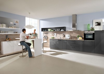 01-UNO-carbon-metallic-hochglanz-weiss_M_2015
