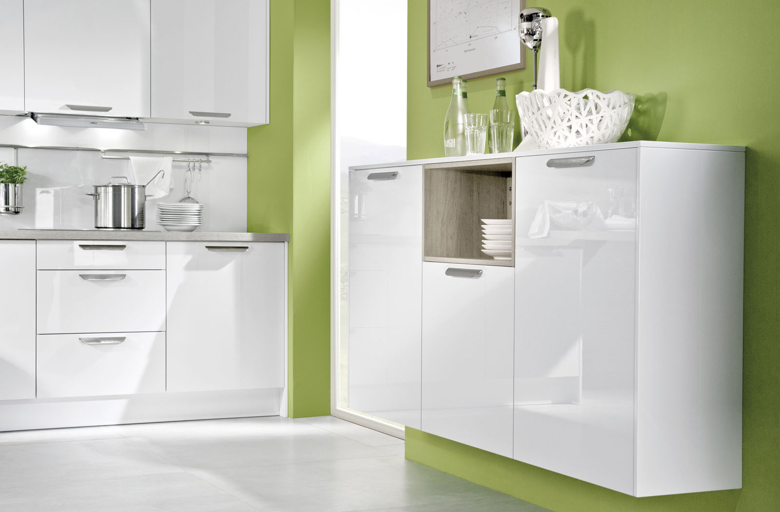 cristall polar white high gloss lacquer Crowthorne Kitchens